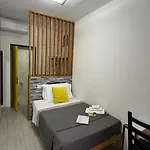 Urban & B Oda ve Kahvaltı 3*